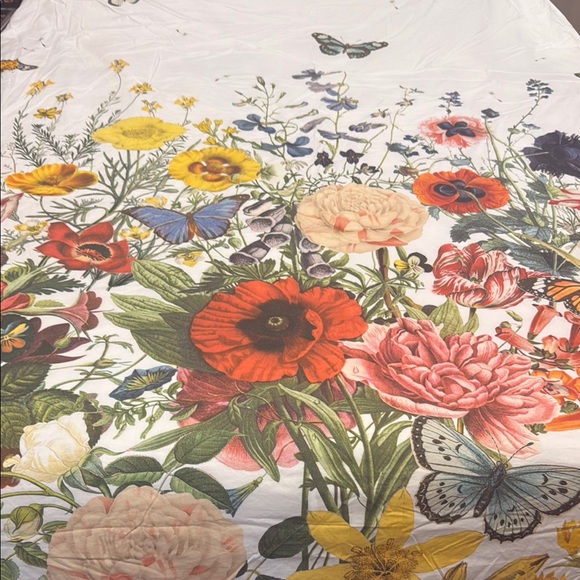 Pottery Barn French Country Queen Bedding 2 pillowcases and duvet cover Stunning - Picture 4 of 16